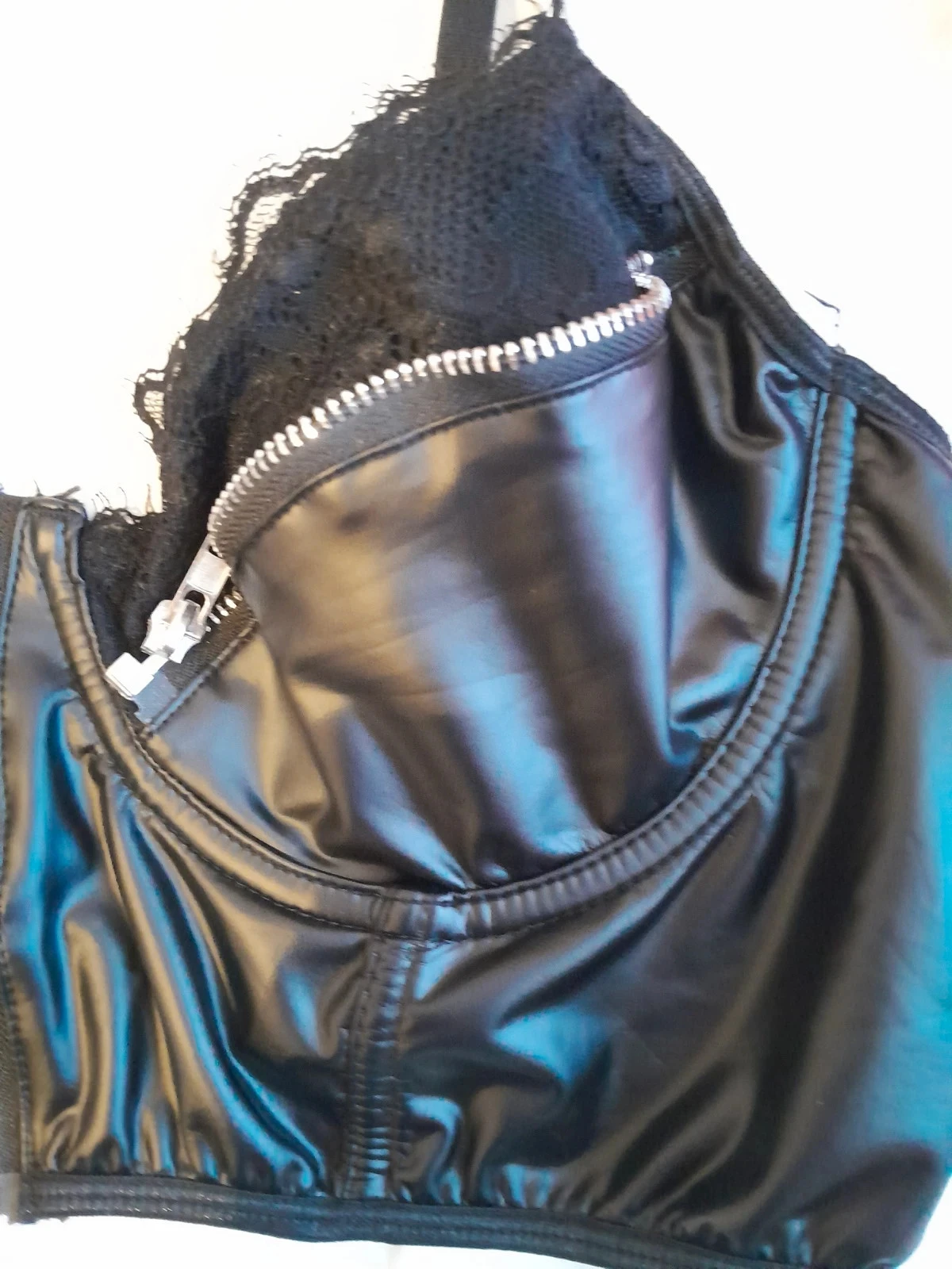 Top style corset bustier, met een resoluut rock, gothische look, Bonnet C – photo 4